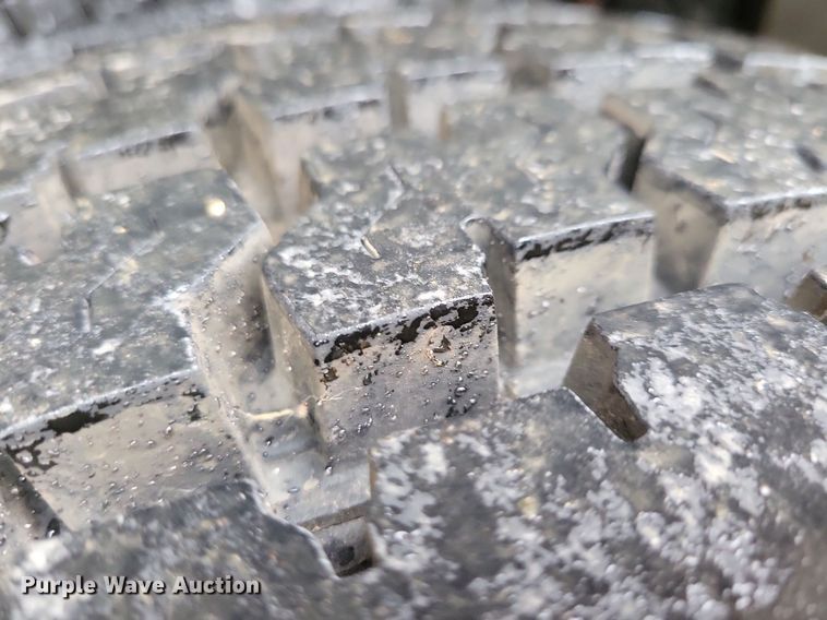 image for item LO9840 2000  Sterling L7500  vacuum truck