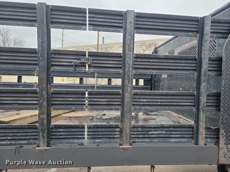 image for item LO9911 1994 Chevrolet Kodiak C5500  flatbed truck