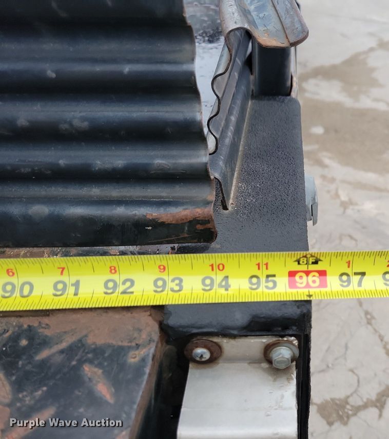 image for item LO9911 1994 Chevrolet Kodiak C5500  flatbed truck