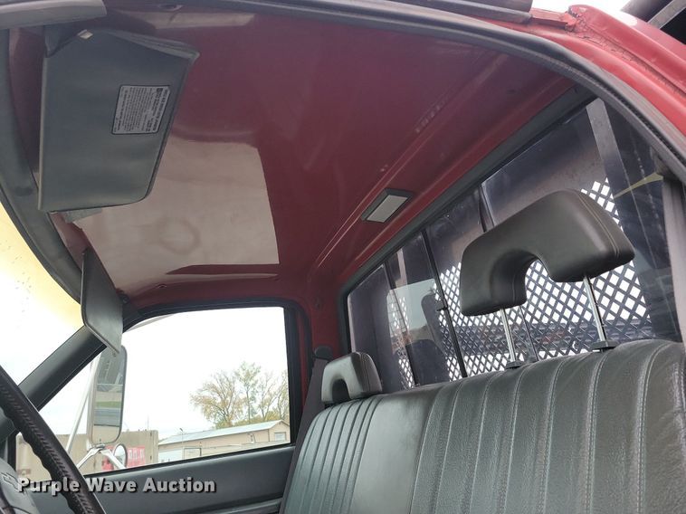 image for item LO9911 1994 Chevrolet Kodiak C5500  flatbed truck