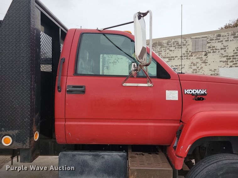 image for item LO9911 1994 Chevrolet Kodiak C5500  flatbed truck