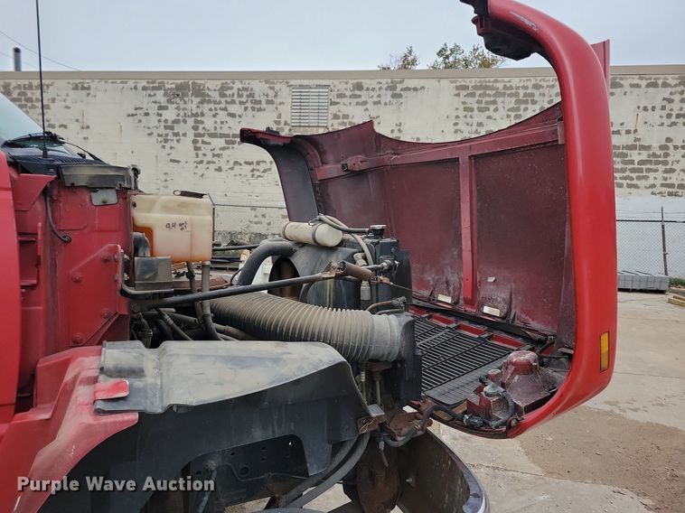 image for item LO9911 1994 Chevrolet Kodiak C5500  flatbed truck