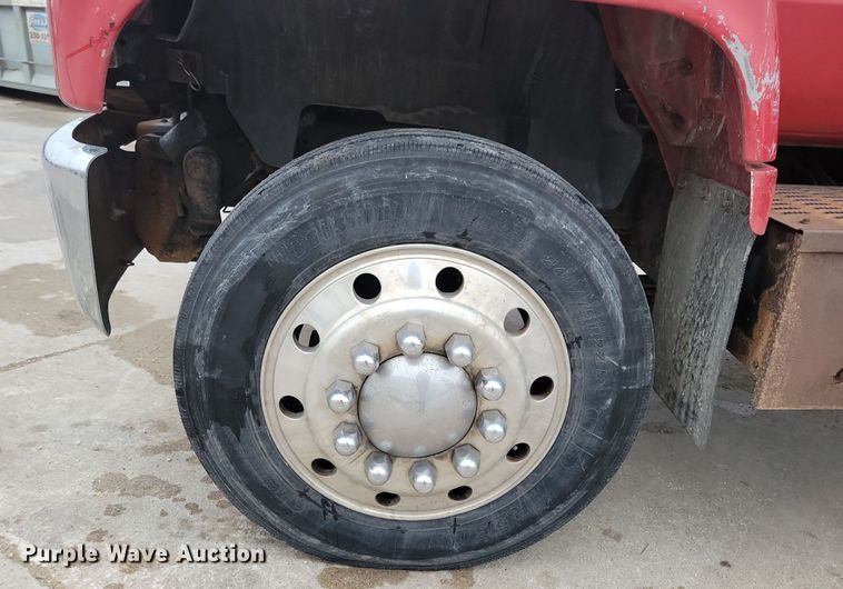 image for item LO9911 1994 Chevrolet Kodiak C5500  flatbed truck