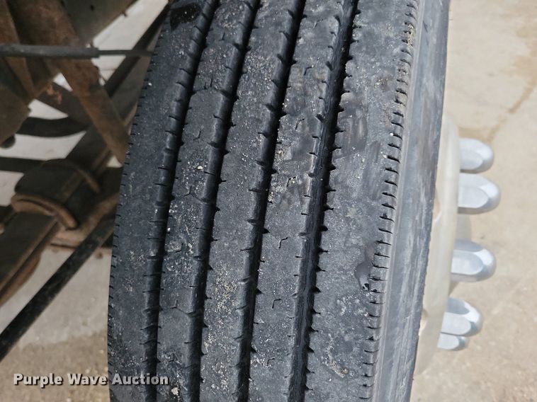 image for item LO9911 1994 Chevrolet Kodiak C5500  flatbed truck