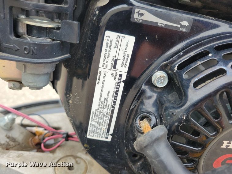 image for item LO9925 2020 Multiquip Whiteman  power trowel