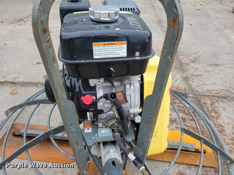 image for item LO9926 2017 Wacker Neuson CT48  power trowel