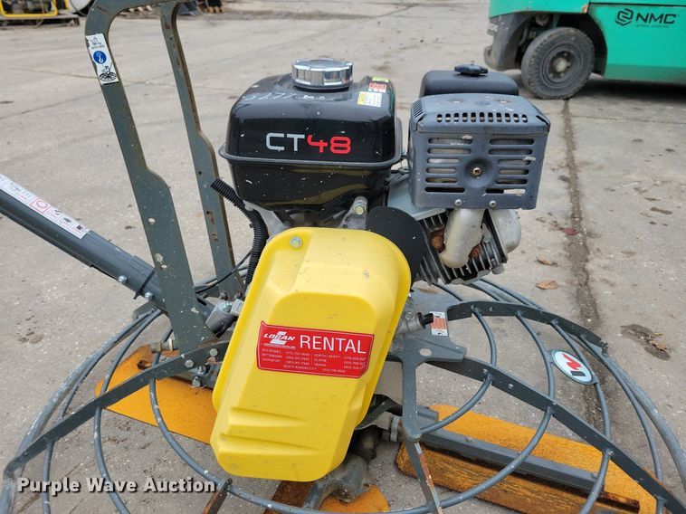 image for item LO9926 2017 Wacker Neuson CT48  power trowel