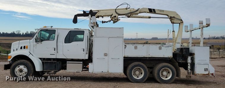 image for item LO9940 2004 Sterling LT7500  crane truck