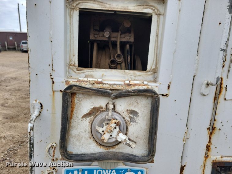 image for item LO9940 2004 Sterling LT7500  crane truck