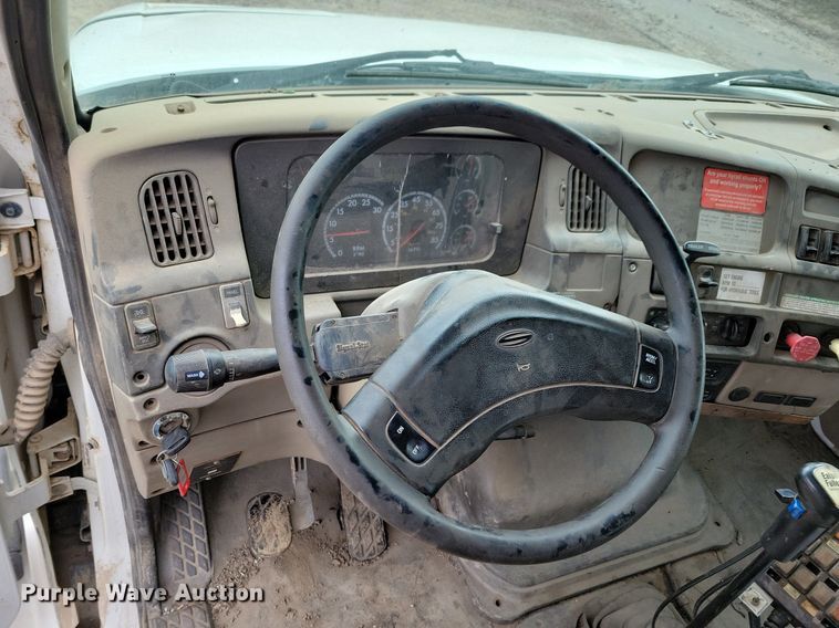 image for item LO9940 2004 Sterling LT7500  crane truck