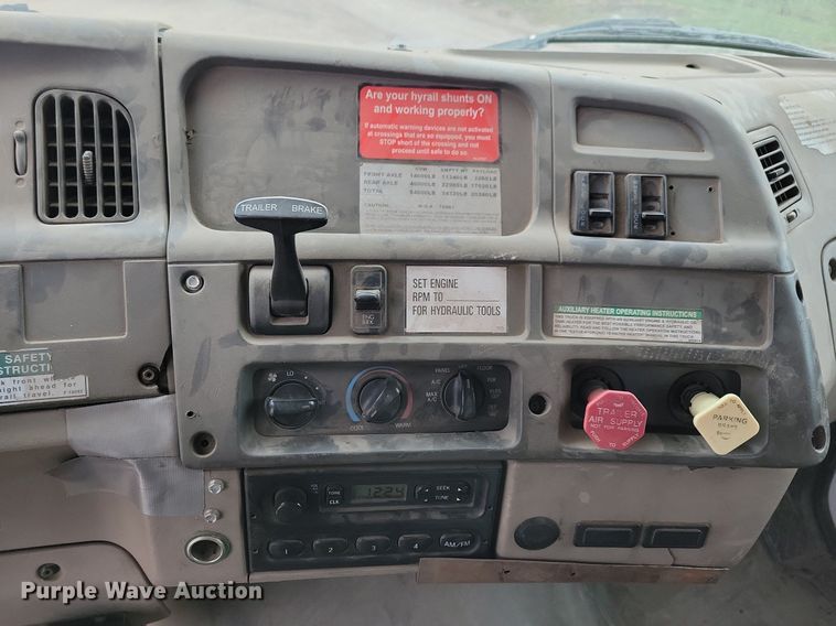 image for item LO9940 2004 Sterling LT7500  crane truck