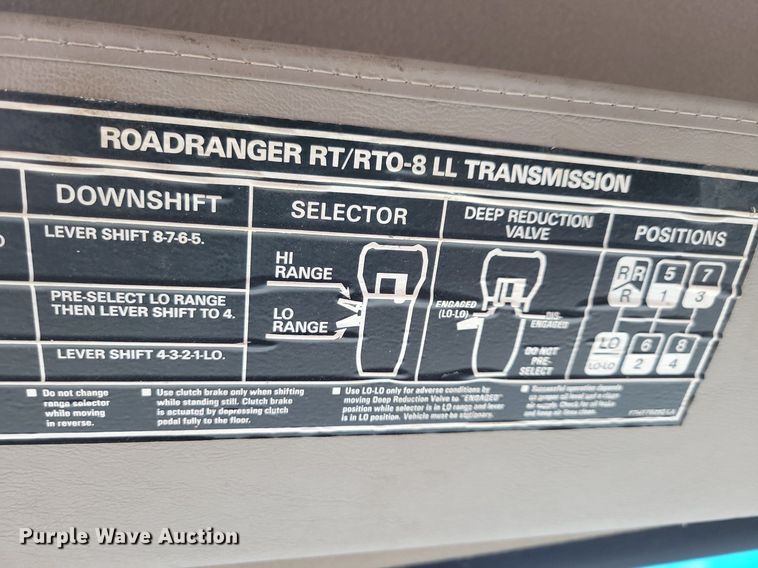 image for item LO9940 2004 Sterling LT7500  crane truck