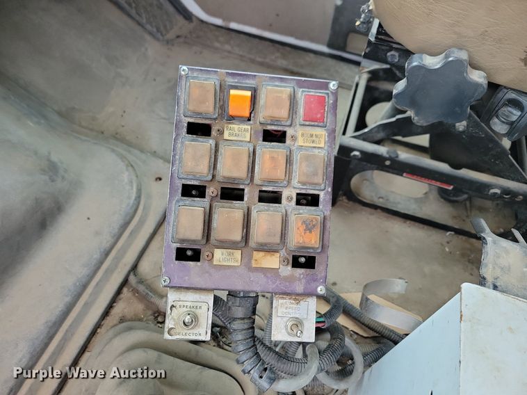 image for item LO9940 2004 Sterling LT7500  crane truck