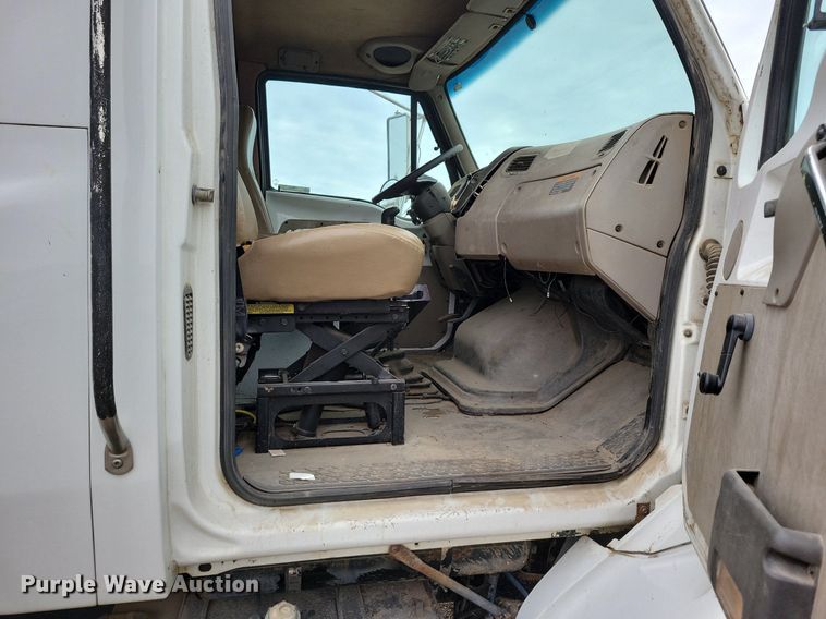 image for item LO9940 2004 Sterling LT7500  crane truck