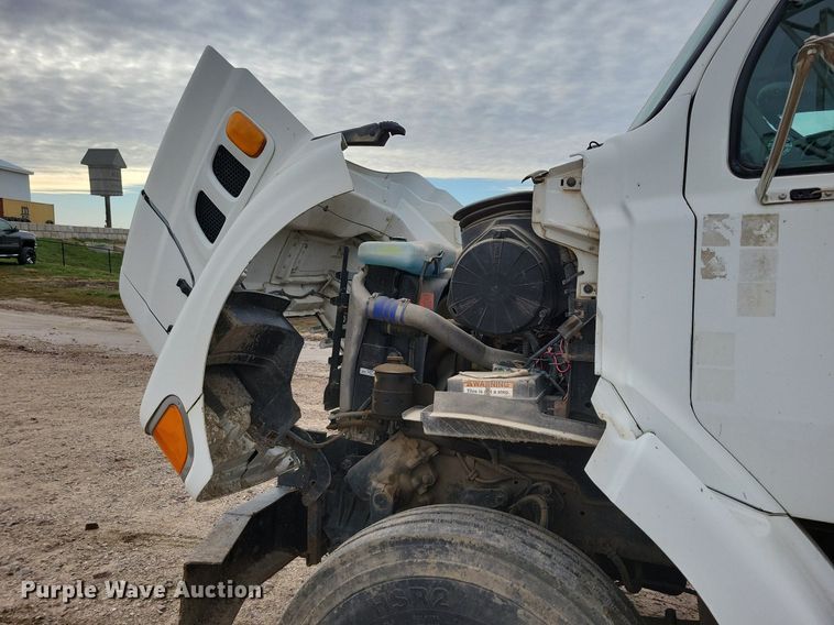 image for item LO9940 2004 Sterling LT7500  crane truck