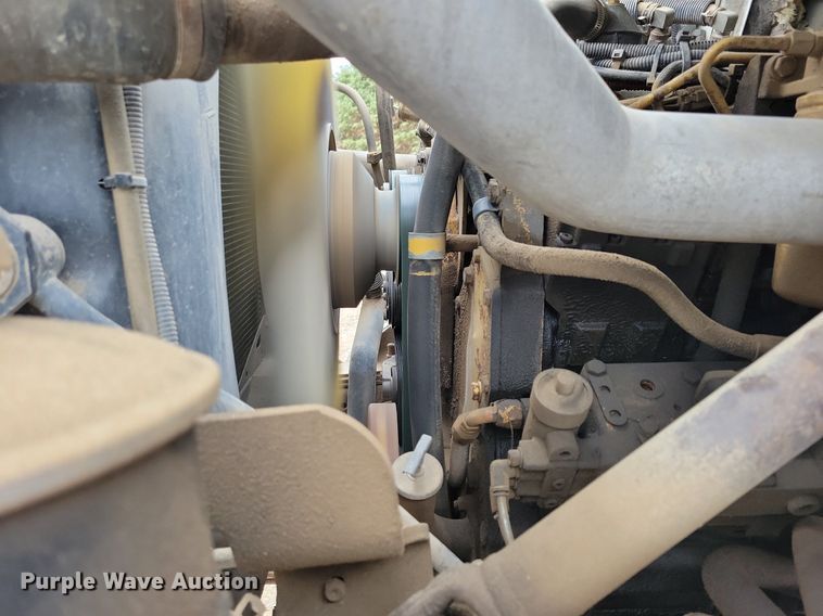 image for item LO9940 2004 Sterling LT7500  crane truck