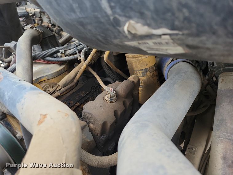 image for item LO9940 2004 Sterling LT7500  crane truck