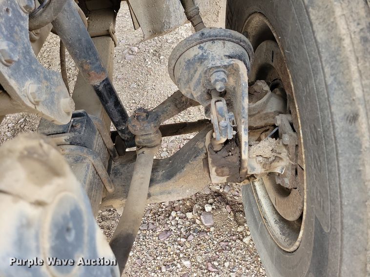 image for item LO9940 2004 Sterling LT7500  crane truck