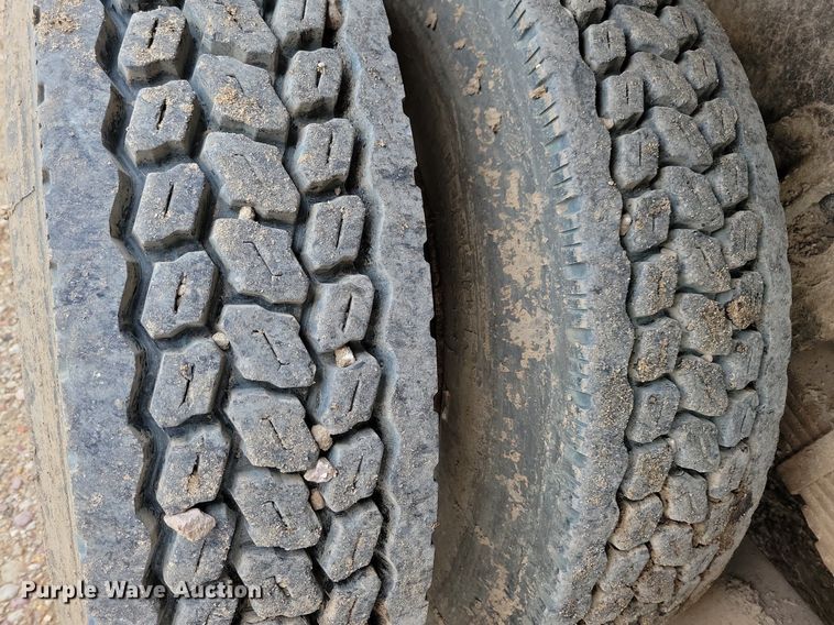 image for item LO9940 2004 Sterling LT7500  crane truck