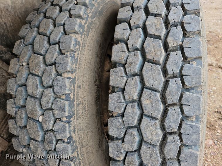 image for item LO9940 2004 Sterling LT7500  crane truck