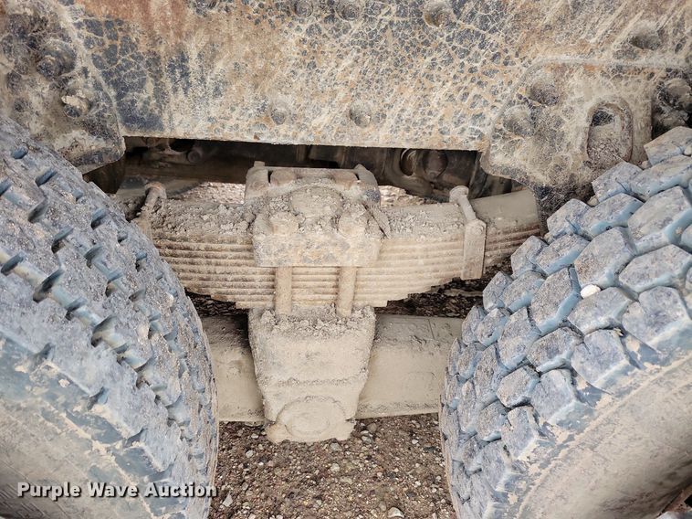 image for item LO9940 2004 Sterling LT7500  crane truck