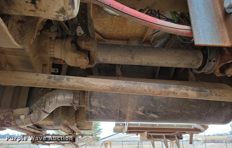 image for item LO9940 2004 Sterling LT7500  crane truck