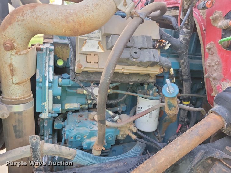 image for item LO9945 1999 International 4800  Crew Cab flatbed truck