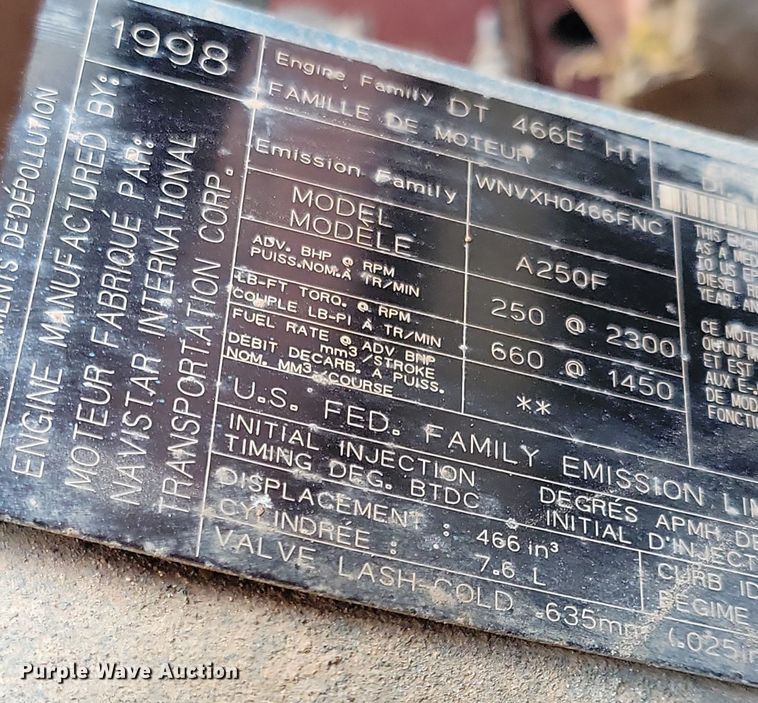 image for item LO9945 1999 International 4800  Crew Cab flatbed truck