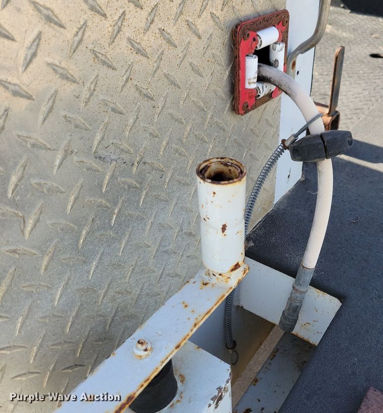 image for item LO9946 2006 Ford F550 Super Duty  utility / service truck