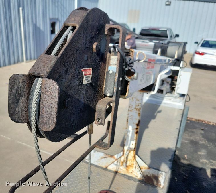 image for item LO9946 2006 Ford F550 Super Duty  utility / service truck