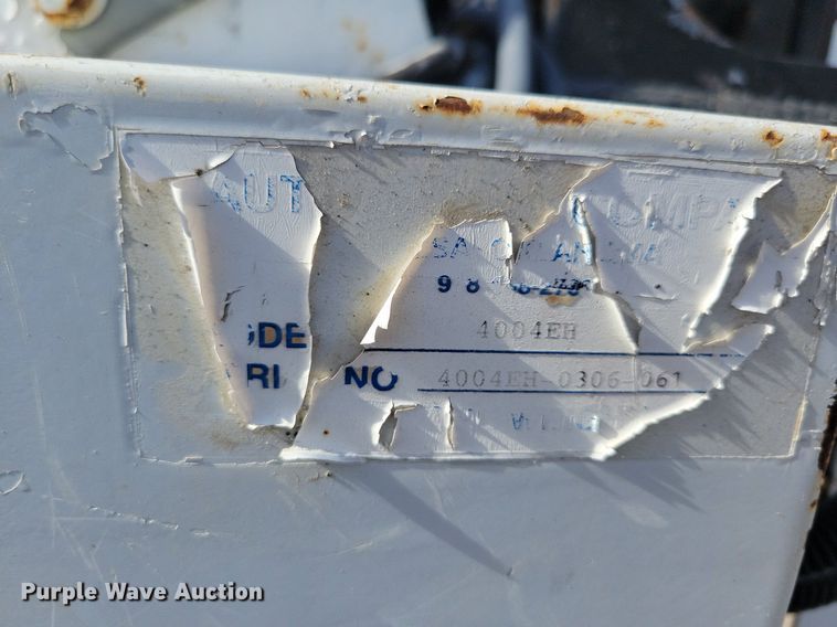 image for item LO9946 2006 Ford F550 Super Duty  utility / service truck