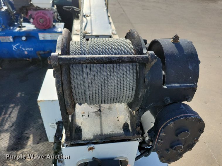 image for item LO9946 2006 Ford F550 Super Duty  utility / service truck