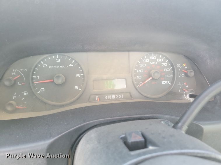 image for item LO9946 2006 Ford F550 Super Duty  utility / service truck