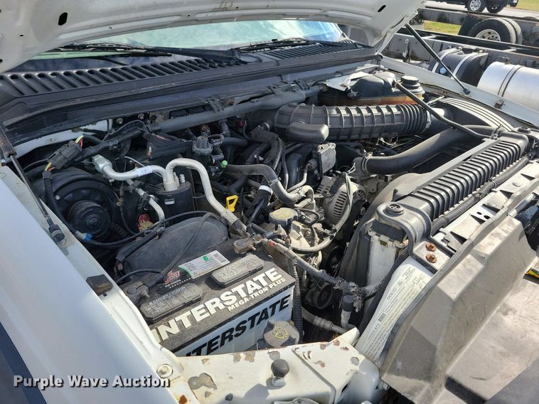image for item LO9946 2006 Ford F550 Super Duty  utility / service truck