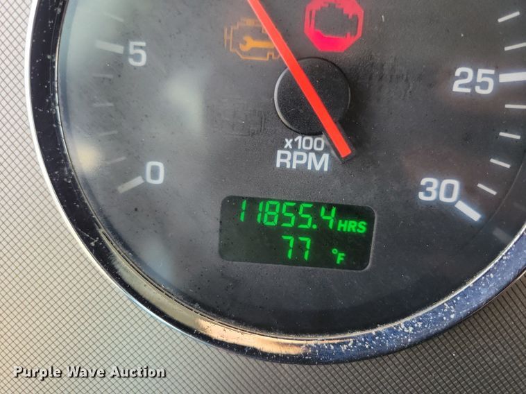 image for item LO9947 2014 Kenworth T370  truck cab and chassis