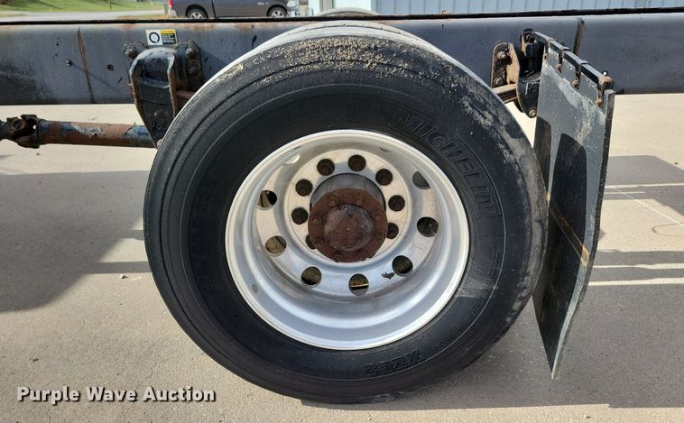 image for item LO9947 2014 Kenworth T370  truck cab and chassis