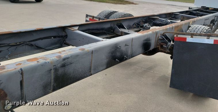 image for item LO9948 2014 Kenworth T370  truck cab and chassis