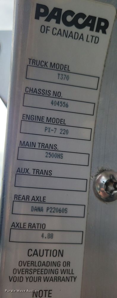 image for item LO9948 2014 Kenworth T370  truck cab and chassis