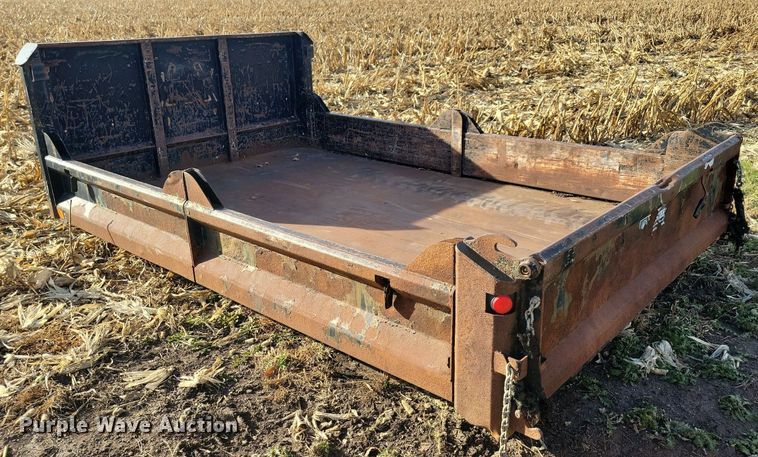 image for item LO9949 Hook lift dump bed