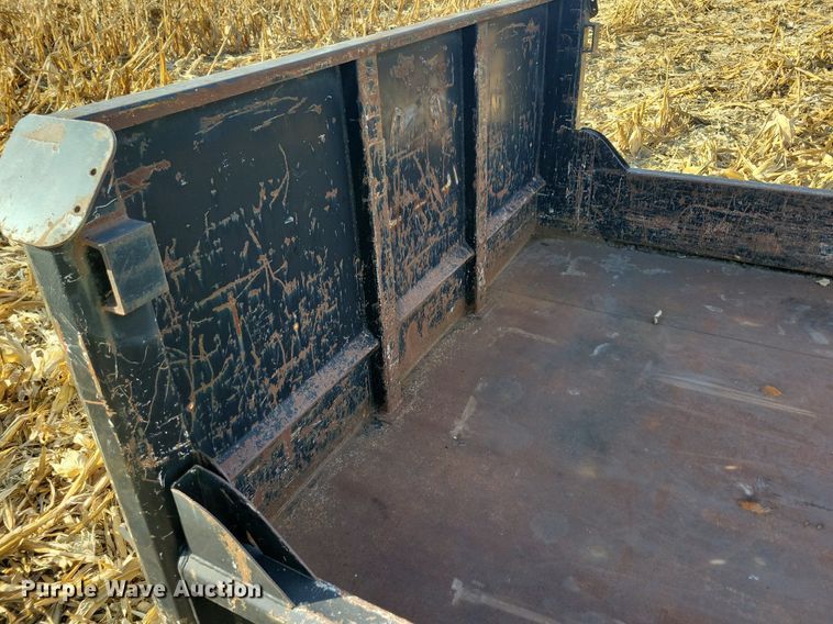 image for item LO9949 Hook lift dump bed