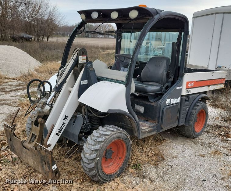 image for item LO9958 2006 Bobcat Toolcat 5600  utility vehicle