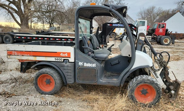 image for item LO9958 2006 Bobcat Toolcat 5600  utility vehicle