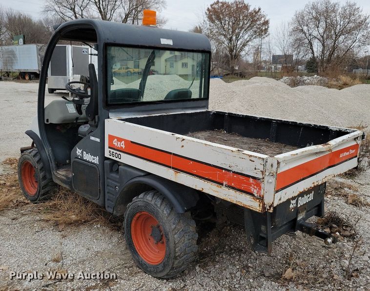 image for item LO9958 2006 Bobcat Toolcat 5600  utility vehicle