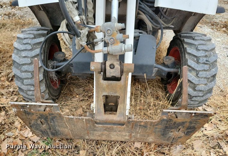 image for item LO9958 2006 Bobcat Toolcat 5600  utility vehicle