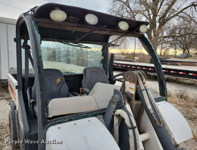 image for item LO9958 2006 Bobcat Toolcat 5600  utility vehicle