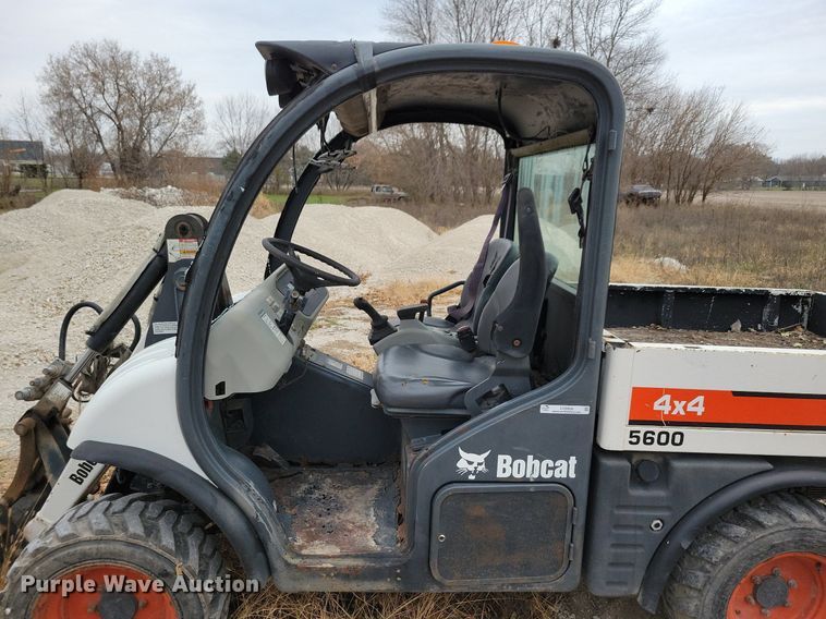 image for item LO9958 2006 Bobcat Toolcat 5600  utility vehicle