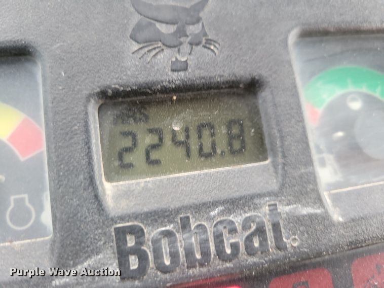 image for item LO9958 2006 Bobcat Toolcat 5600  utility vehicle