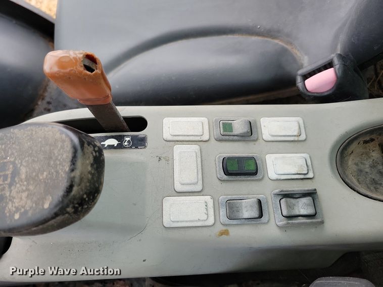 image for item LO9958 2006 Bobcat Toolcat 5600  utility vehicle