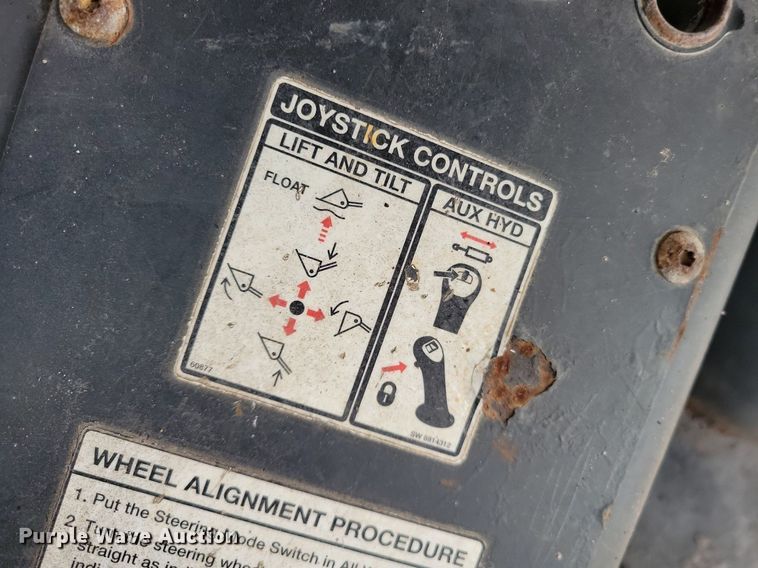 image for item LO9958 2006 Bobcat Toolcat 5600  utility vehicle