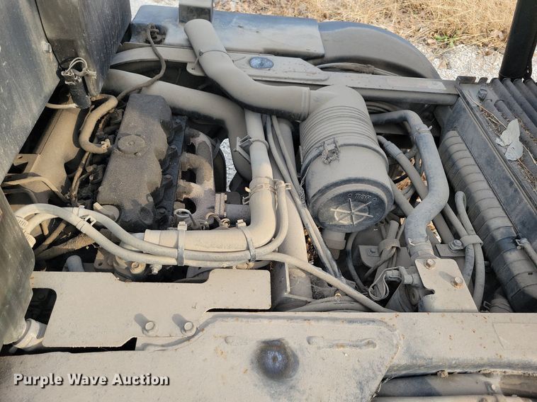 image for item LO9958 2006 Bobcat Toolcat 5600  utility vehicle